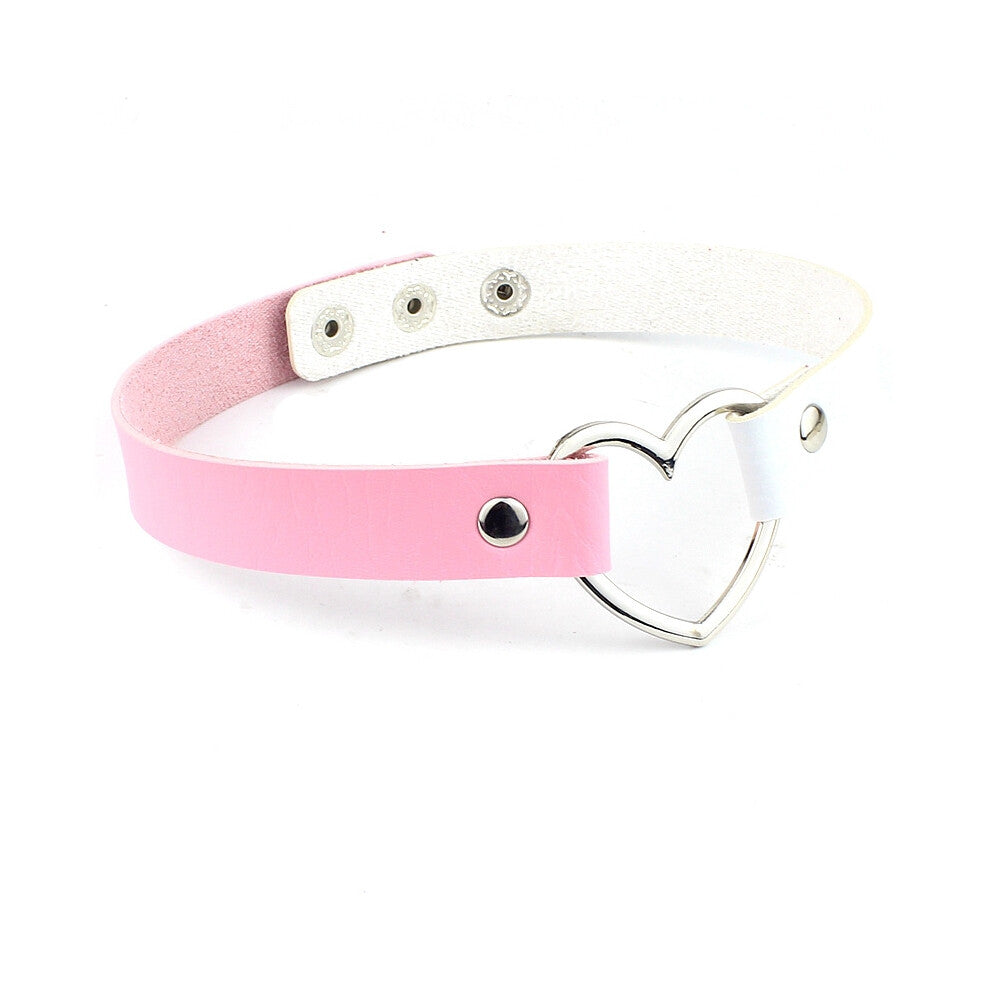 (Three buttons + pink and white) Black PU leather peach heart heart-shaped necklace, women's neck strap, collarbone necklace, short style