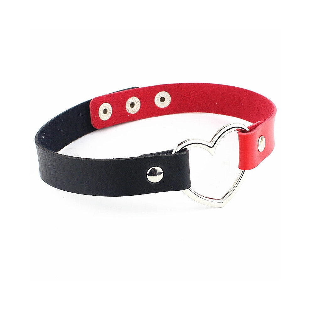 (Three buttons + black and red) Black PU leather peach heart heart-shaped necklace, women's neck strap, collarbone necklace, short style