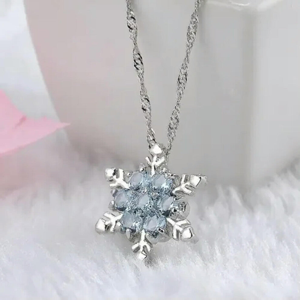 Blue Crystal Snowflake Pendant Necklace for Women, Elegant Unique Jewelry, Fashion Accessories, Gift Idea
