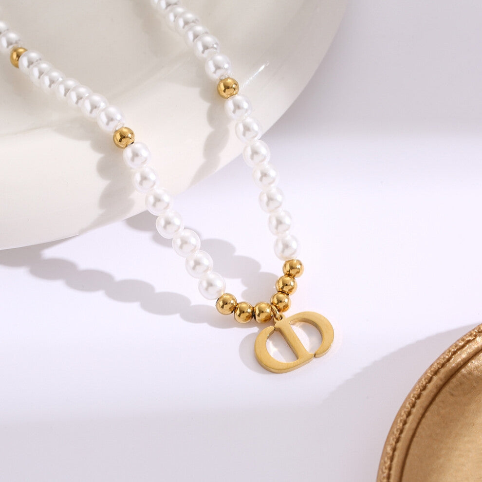 (N) A full-body titanium steel necklace, a fashionable and personalized 18K gold electroplated collarbone chain accessory for women