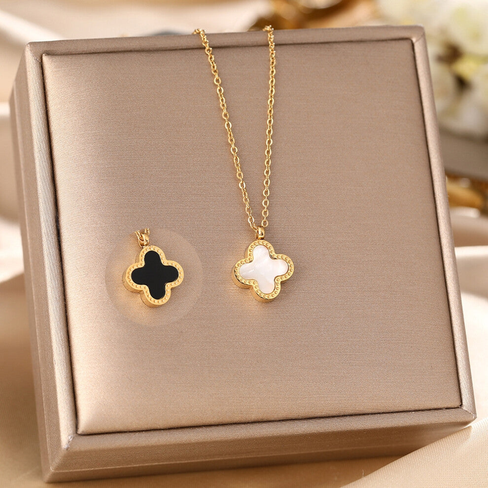 (O) A full-body titanium steel necklace, a fashionable and personalized 18K gold electroplated collarbone chain accessory for women