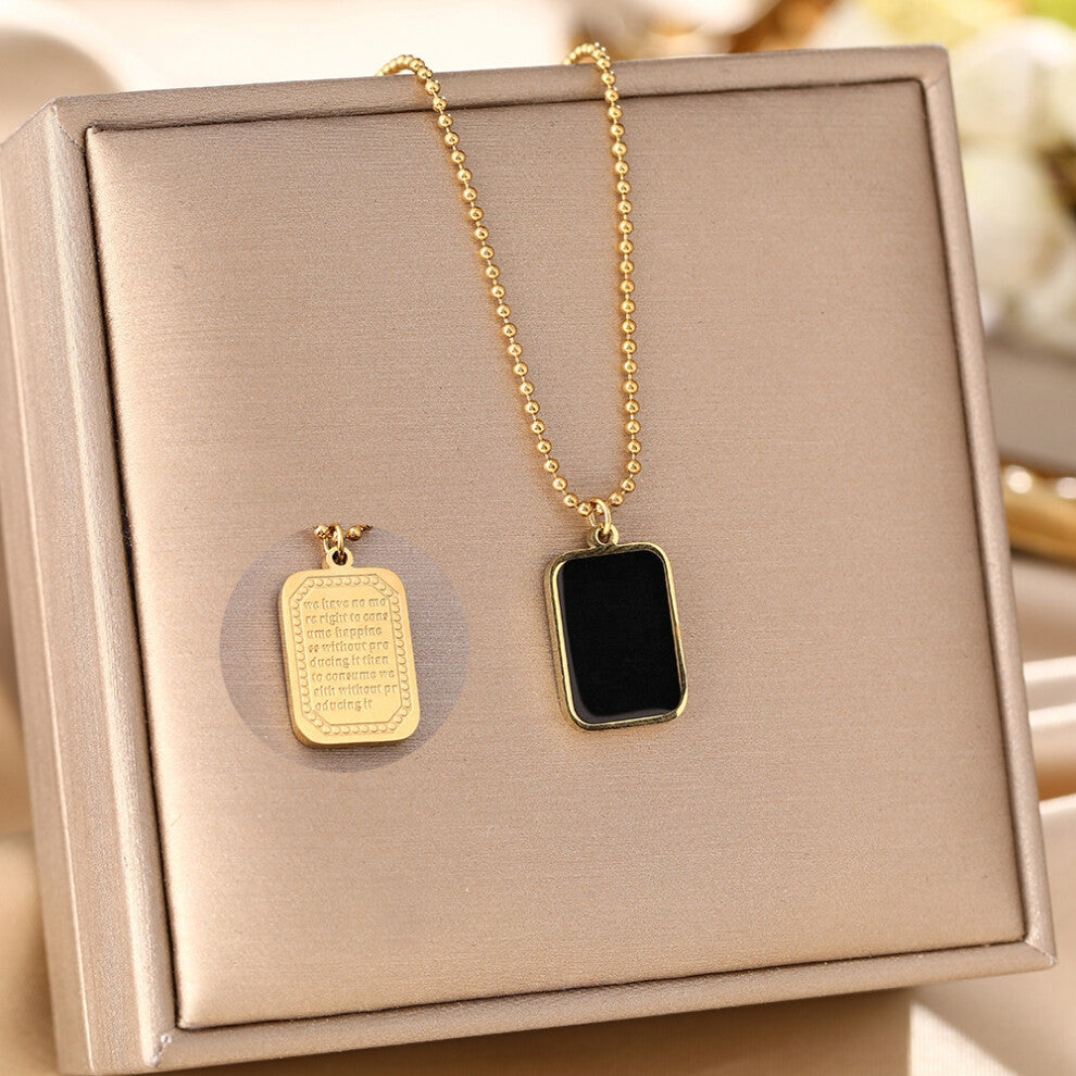 (T) A full-body titanium steel necklace, a fashionable and personalized 18K gold electroplated collarbone chain accessory for women