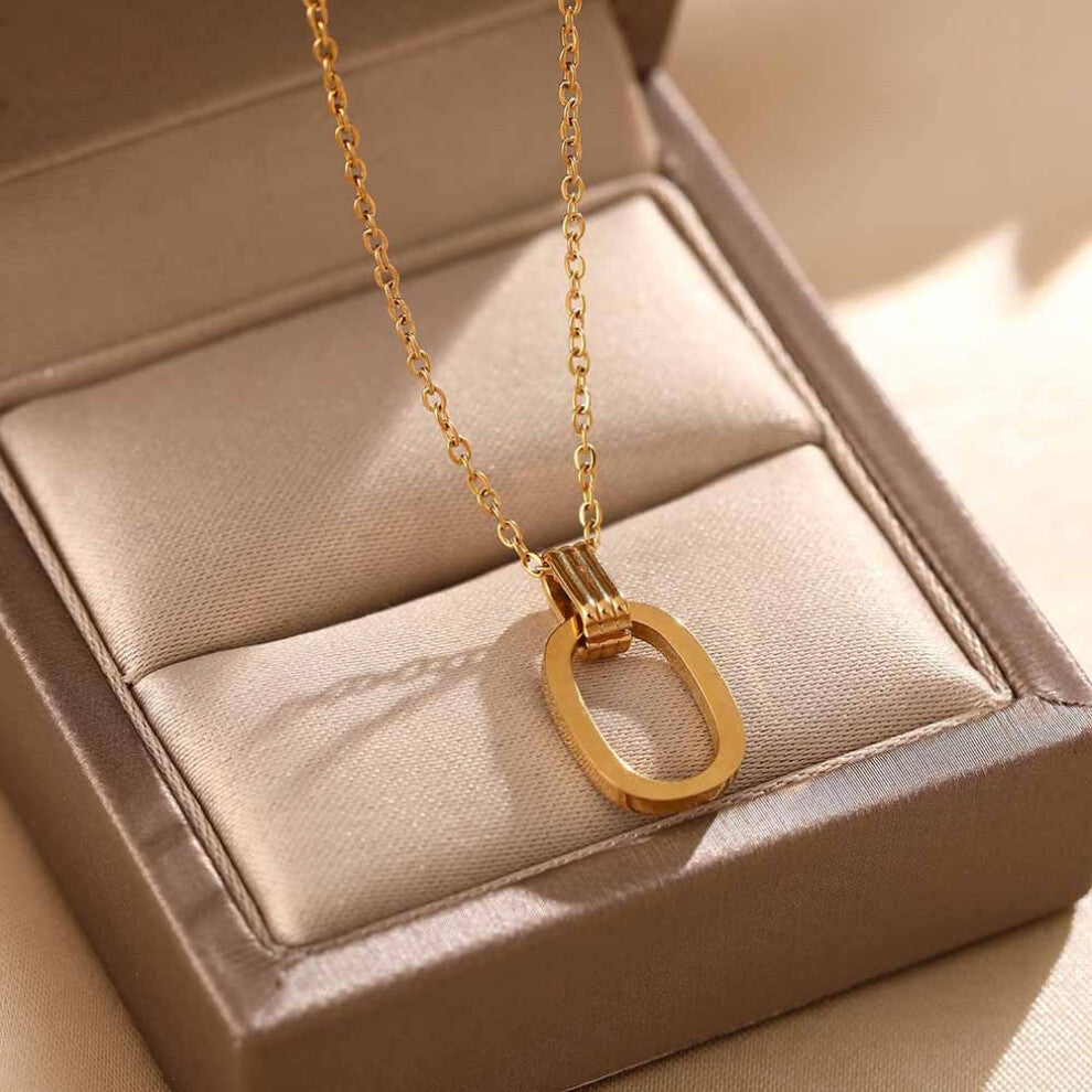 (FF) A full-body titanium steel necklace, a fashionable and personalized 18K gold electroplated collarbone chain accessory for women