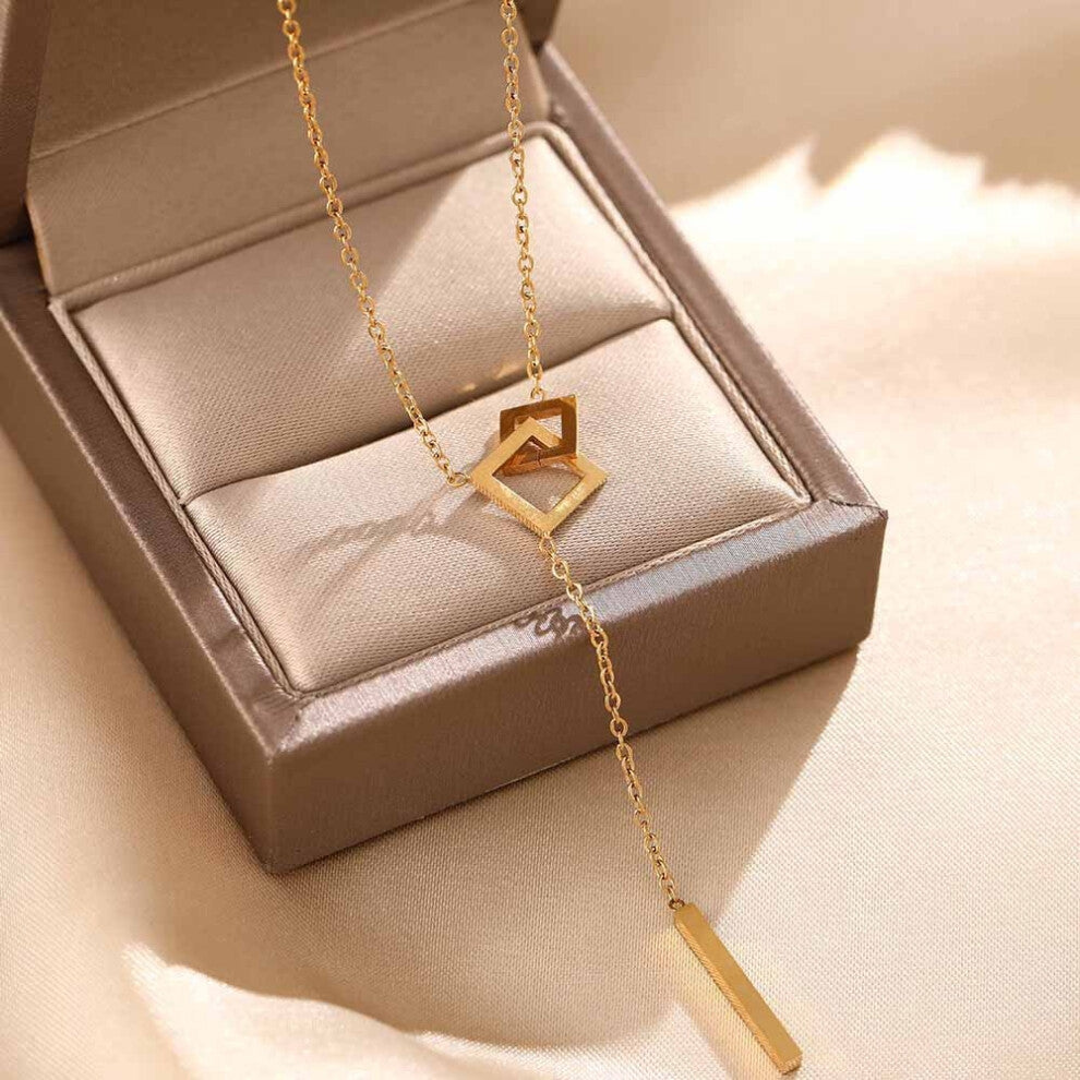 (MM) A full-body titanium steel necklace, a fashionable and personalized 18K gold electroplated collarbone chain accessory for women