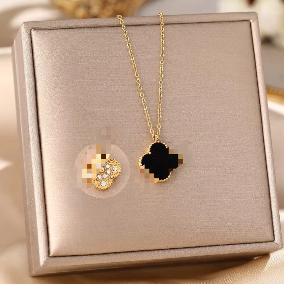 (GGGG) A full-body titanium steel necklace, a fashionable and personalized 18K gold electroplated collarbone chain accessory for women