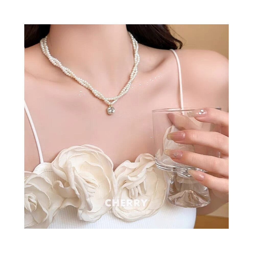 (MY30813) Light luxury design, high-end and fashionable style, collarbone chain, neck chain, sweater chain, bead chain