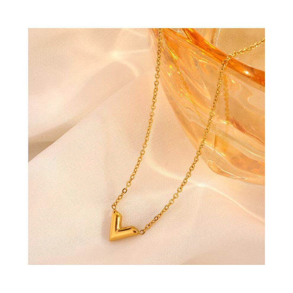 (V-necklace, Rose gold 18K real gold electroplated) Black Swan titanium steel necklace for women, with a unique and light luxury style. Collarbone cha