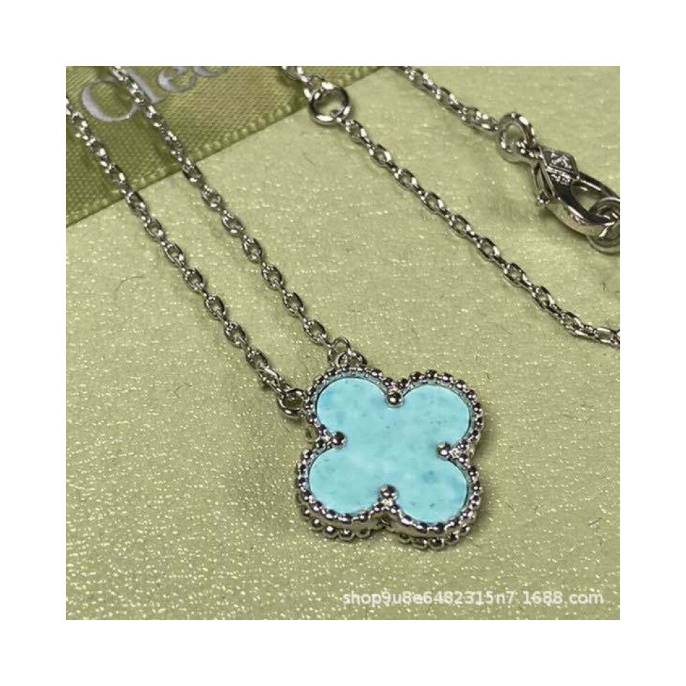 (White gold [mint green] necklace, High version) High version 18k gold pendant, collarbone chain, four-leaf clover necklace, red chalcedony, white mot
