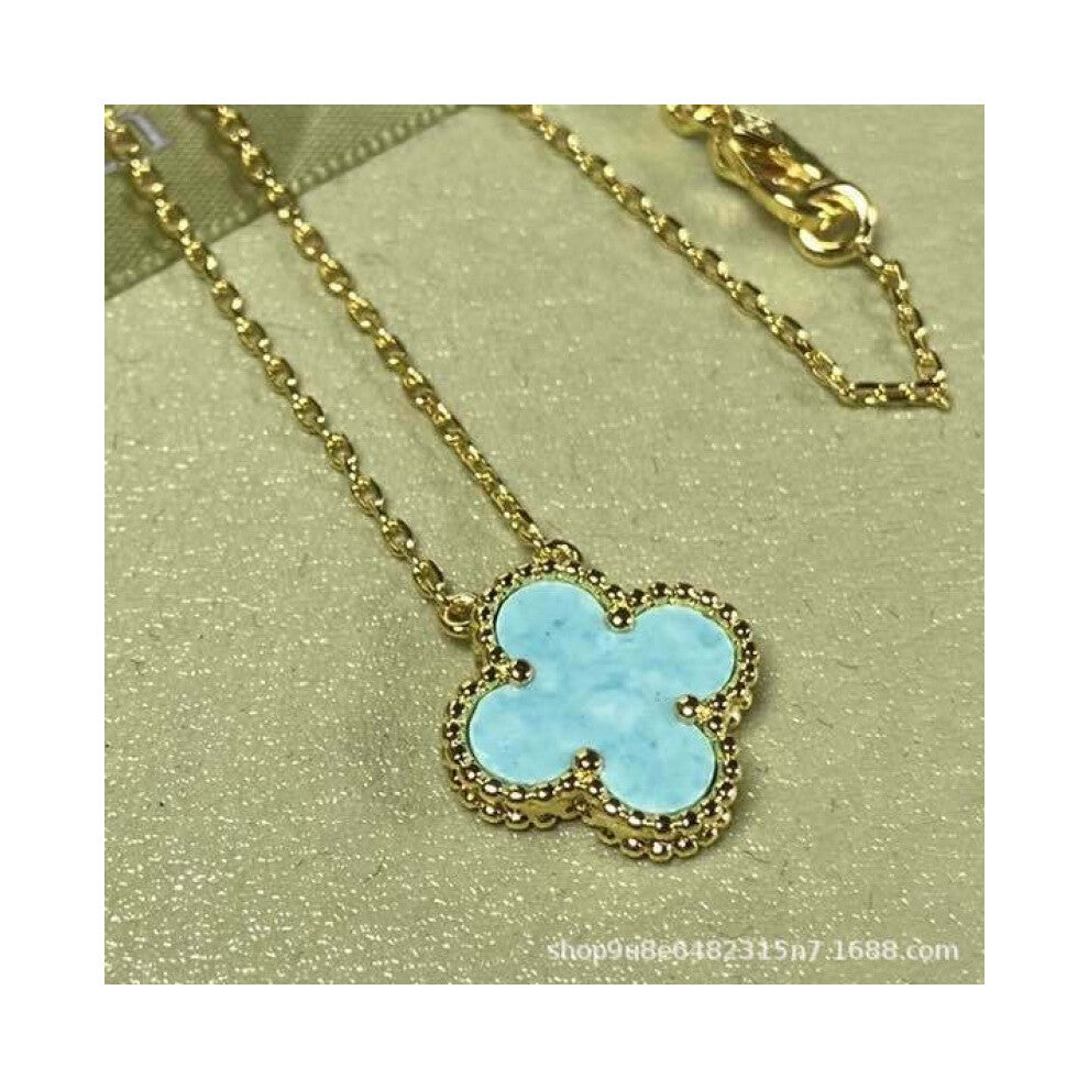 (A golden [mint green] necklace, CNC buckle version) High version 18k gold pendant, collarbone chain, four-leaf clover necklace, red chalcedony, white