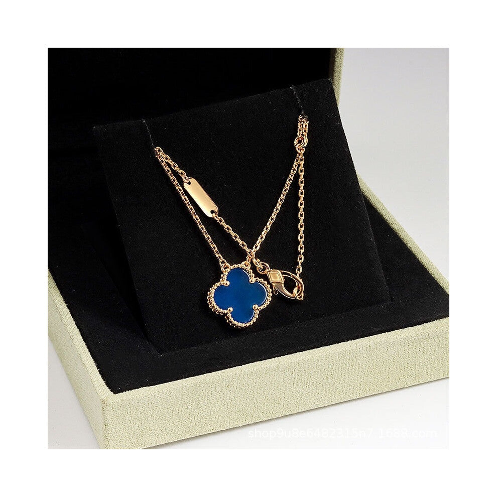 (A golden yellow [blue chalcedony] necklace, High version) High version 18k gold pendant, collarbone chain, four-leaf clover necklace, red chalcedony,
