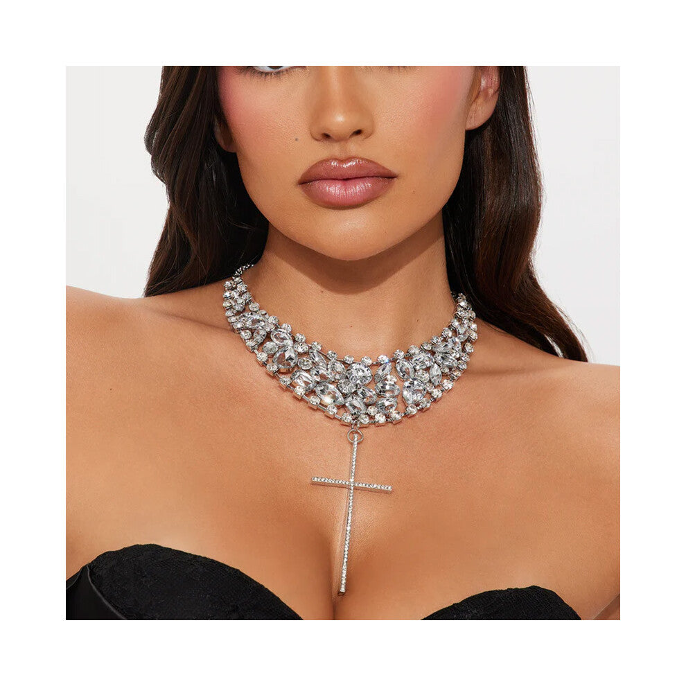 Hot Selling Exaggerated Rhinestone Cross Pendant Necklace Silver Clavicle Chain Stage Catwalk Accessories for Women