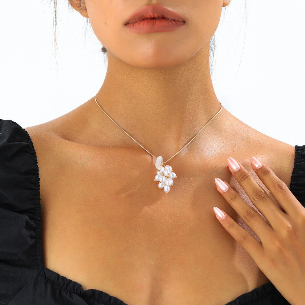 Jewelry Multi-Grain Pearl Flower Pendant Necklace Women's Elegant Luxury Clavicle Chain YX895 Gold