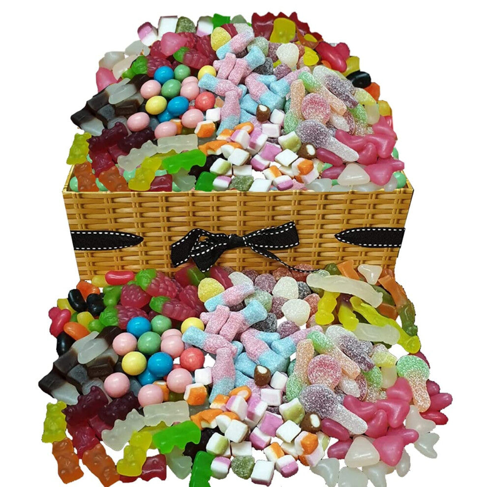 Retro Sweet hamper 1.1KG Sweet gift with Favourite Candy Jelly Fizzy Sweets Ideal for Birthday gift Easter Christmas