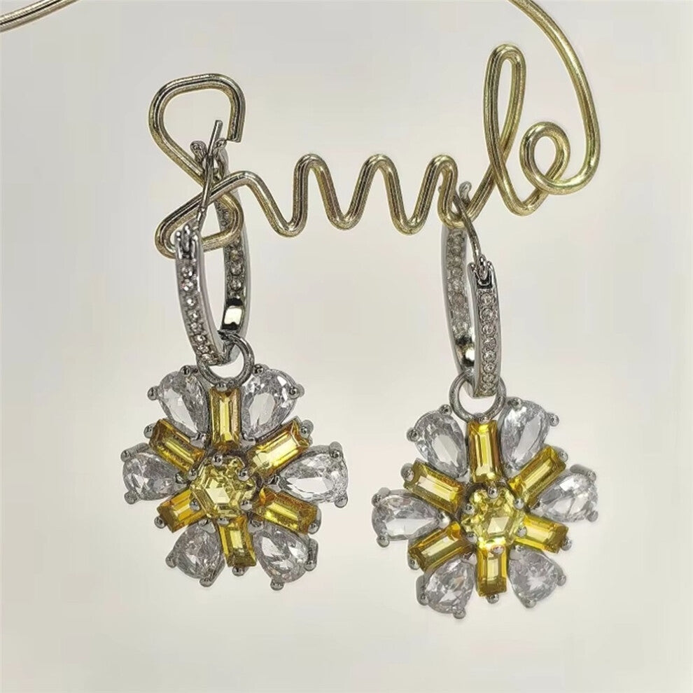 (5683243) Original 2025 Clover Earring Trendy Crystal Jewelry Set for Women Flower Clover Necklace Bracelet Jewelry Party Accessories