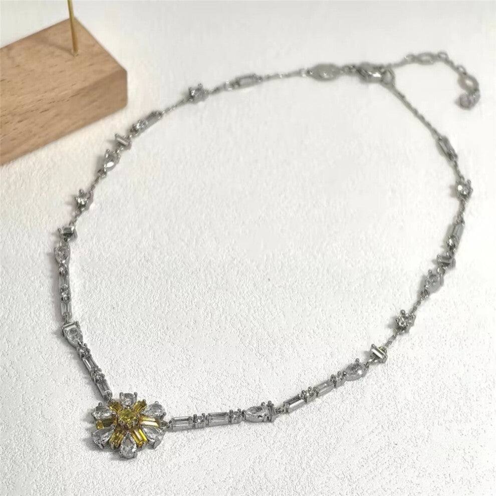 (N004) Original 2025 Clover Earring Trendy Crystal Jewelry Set for Women Flower Clover Necklace Bracelet Jewelry Party Accessories