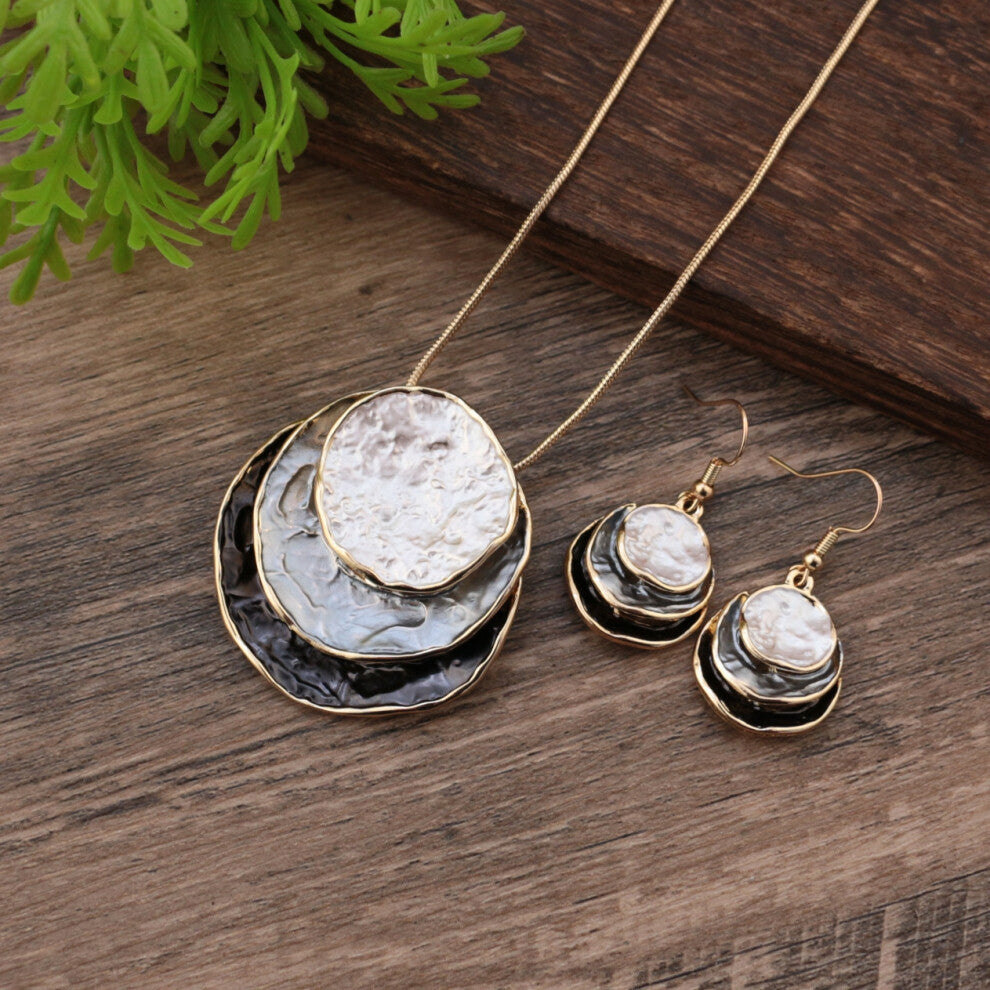 (Black, White and Grey circular Set - Gold) A set of Bohemian women's accessories featuring a three-layer circular hollowed-out pendant earrings with