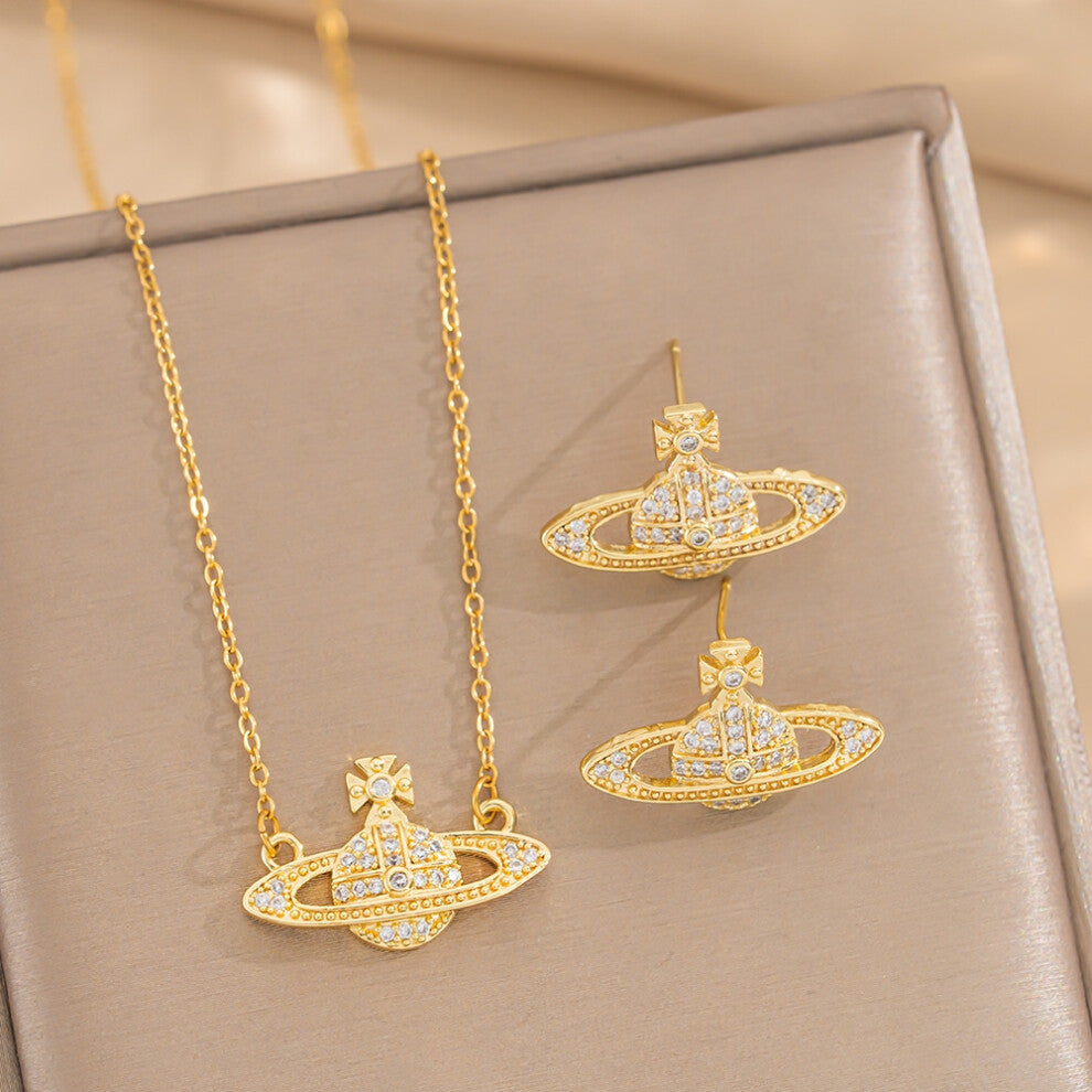 (Golden suit) 【 Titanium Steel 】 Golden Planet Titanium Steel Necklace, women's fashionable collarbone chain, light luxury accessory