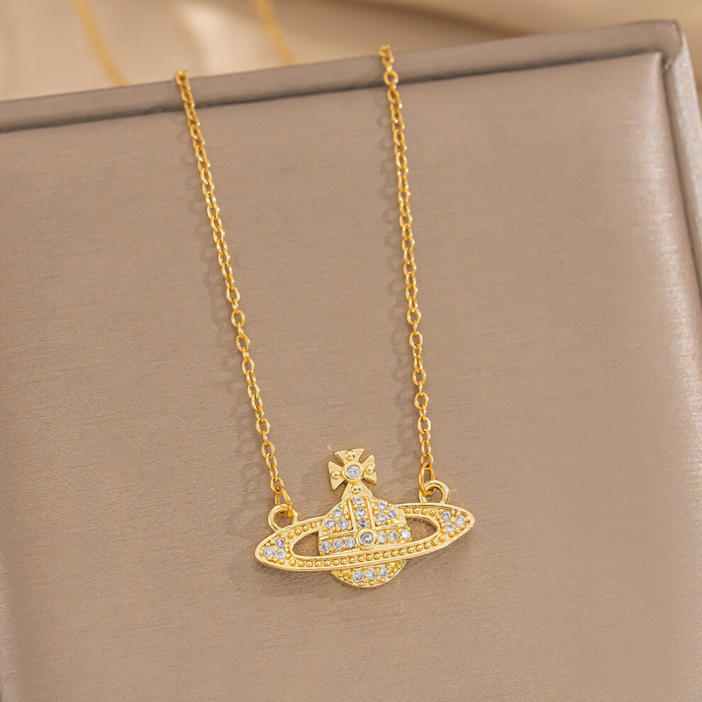 (Golden necklace) 【 Titanium Steel 】 Golden Planet Titanium Steel Necklace, women's fashionable collarbone chain, light luxury accessory