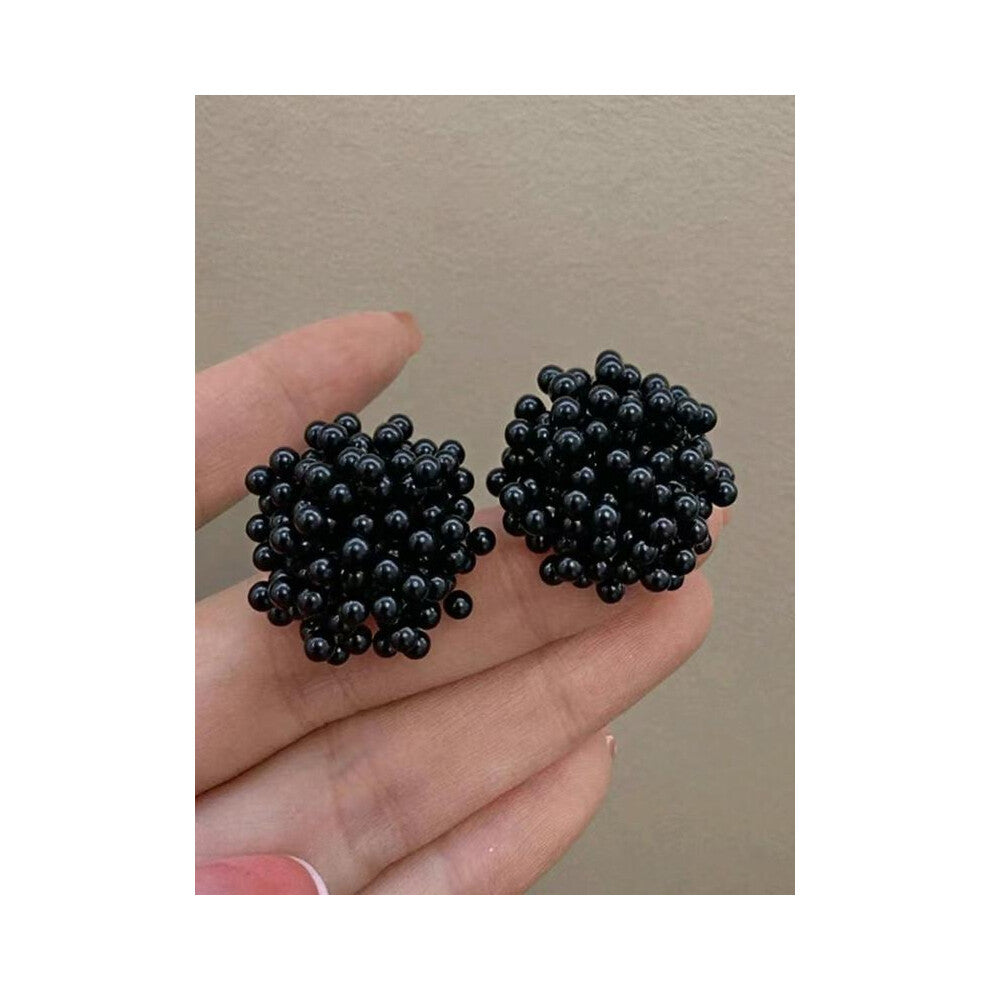 (Black, one size fits all) A pair of elegant and distinctive faux pearl stud earrings with a unique and niche design are suitable for ladies to wear o