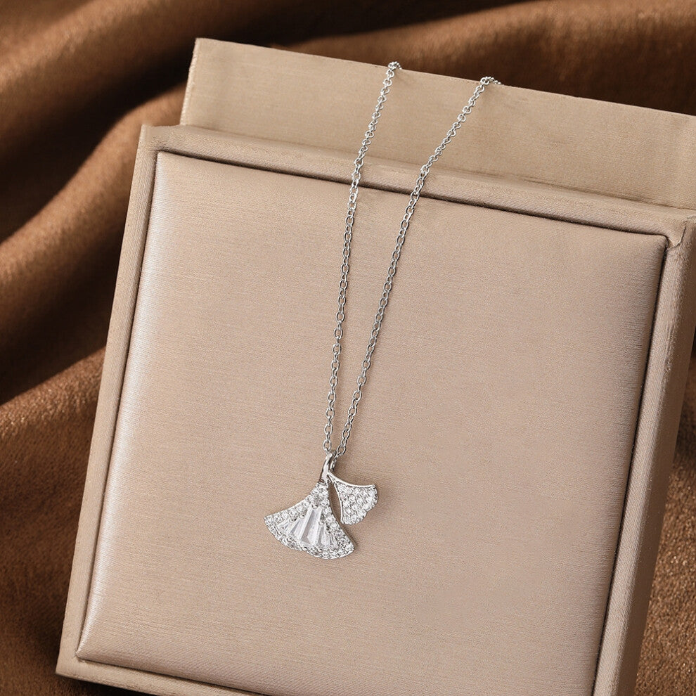 (Style 42) Elegant necklace, women's micro-inlaid zircon swan pendant necklace, niche design, light luxury style collarbone chain