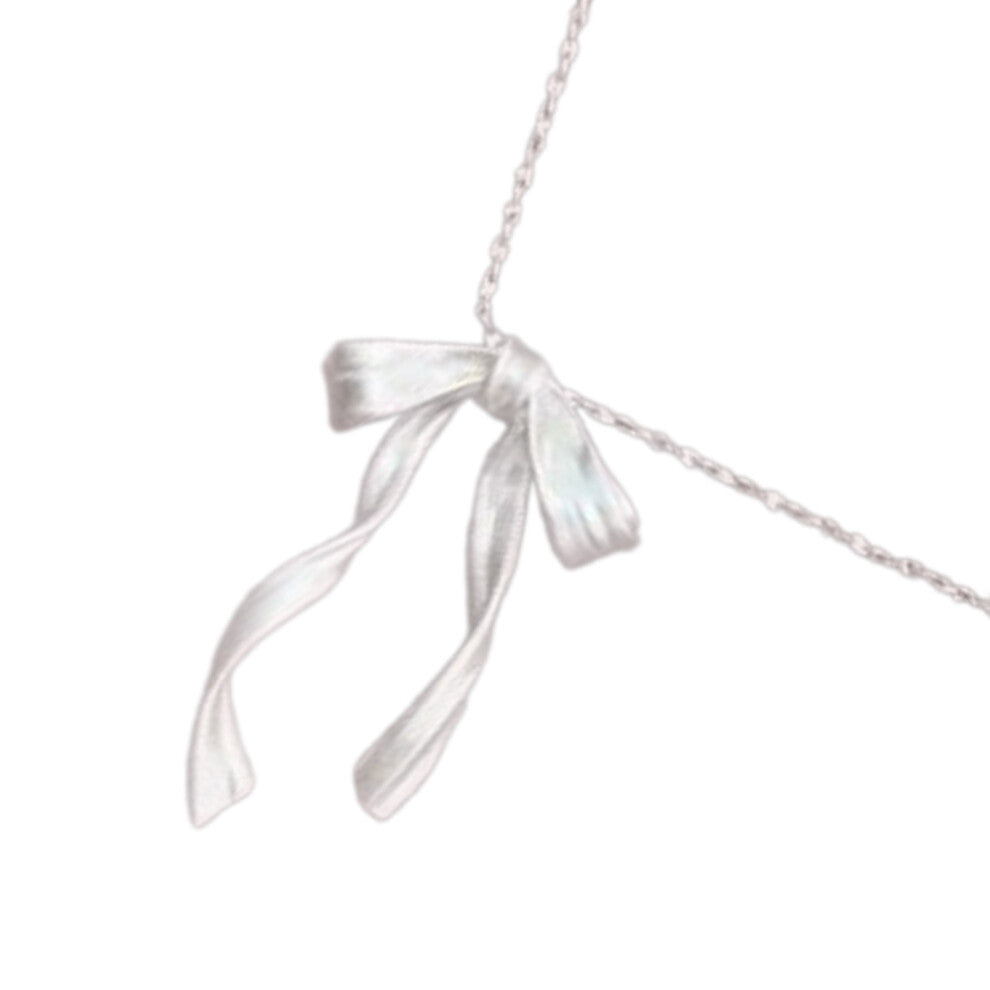 Elegant Bowknot Pendant Necklace Delicate Collarbone Chain