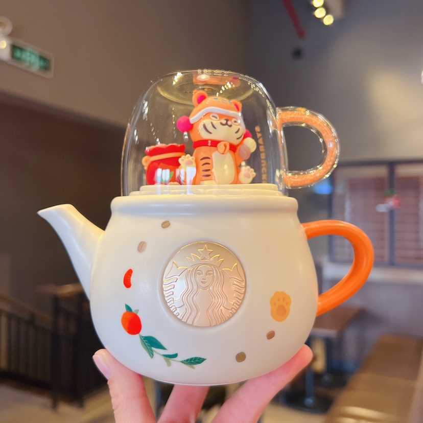 Starbucks 2022 Lunar New Year of the Tiger Limited Recruitment cute fortune cute tiger household gift Teapot Set Cup