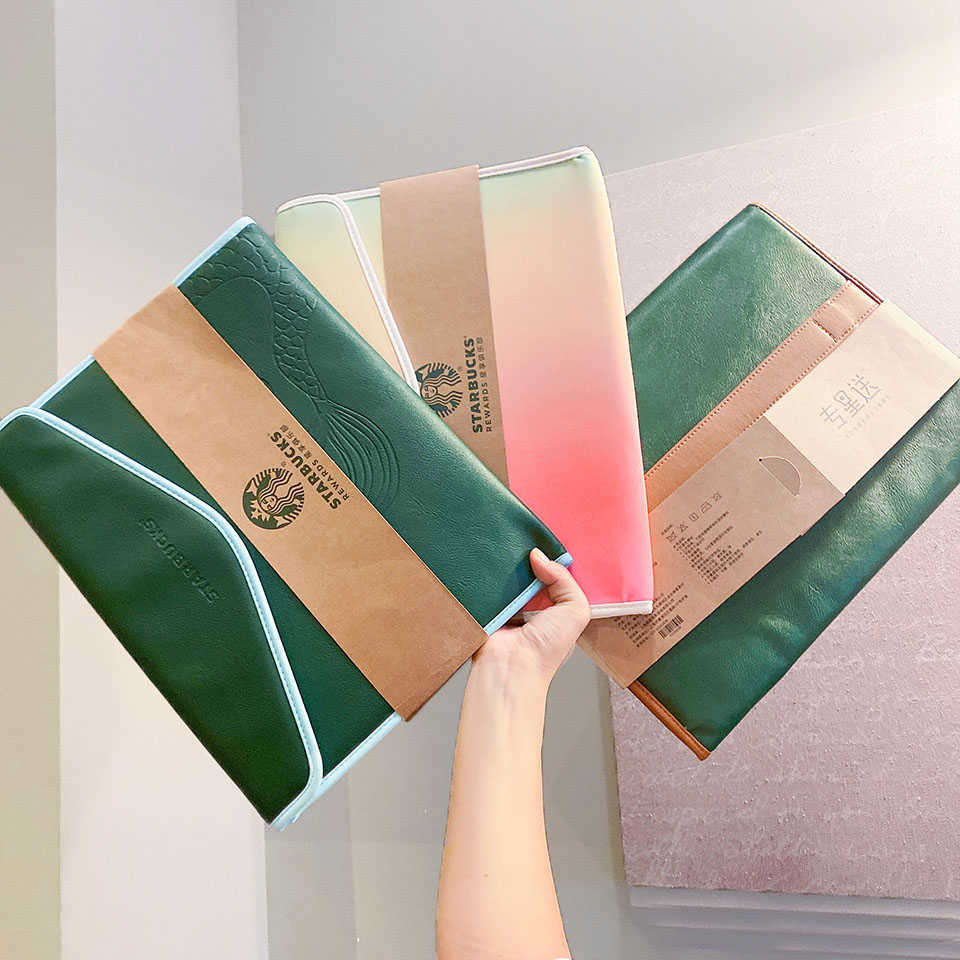 Starbucks computer bag cat claw atmosphere group laser rainbow Mermaid flat notebook liner portable protective cover
