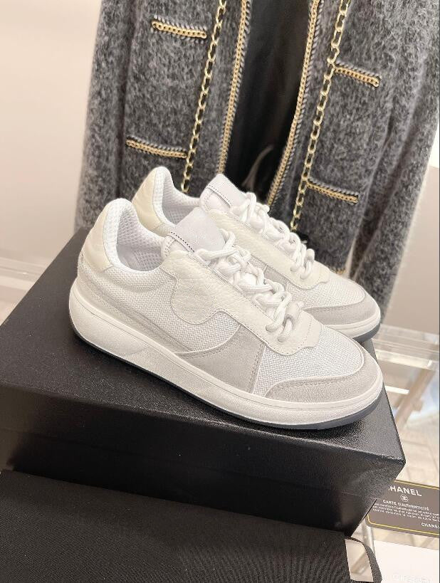 New Designer shoes Rhyton top Sneaker Plaid pattern Platform Classic Suede Leather Sports Skateboarding Shoe Men Women Sneakers running Walking With