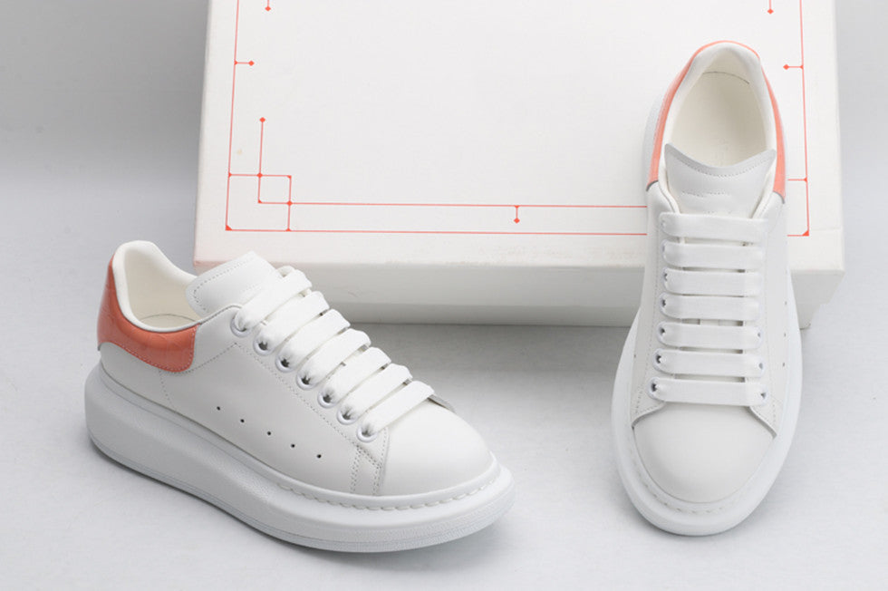 Couple model white shoes designer top luxury version mc shoes Italian imported silk cowhide powder mirror crocodile pattern tail casual sneakers