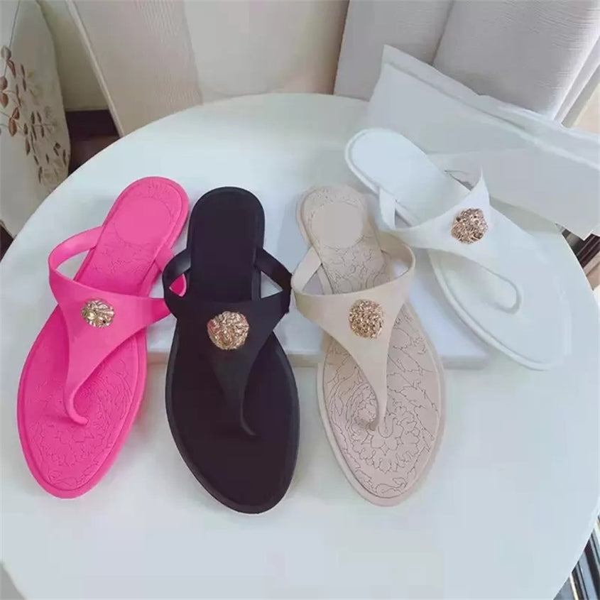 Designer woman sliders top quality Slippers POOL slipper Flat bottoms Flip Flops luxury jelly candy color sandals rubber outsole sandals with metal
