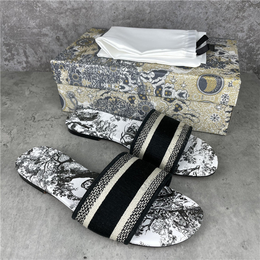 Slippers for Women Paris Slipper Nice Summer Sandals Beach Slides Woman Sandal Shoes Ladies Knitting Flip Flops Loafers Leather Floral Color with Bo