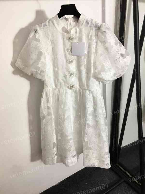 Fashion Womens Dresses Flower Butterfly Embroidery Pattern Temperament Waist Short Sleeve Dress High Quality Luxury Designer Women Clothing