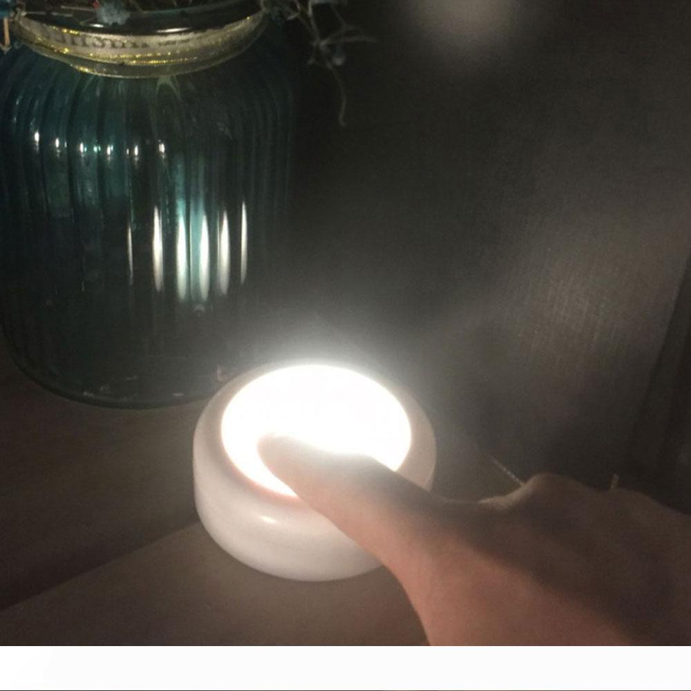 BRELONG RGB Wireless Hockey Light, Cabinet Light With Remote Control, Kitchen Bedroom Hallway Cabinet Wardrobe 13-Color Battery Powered