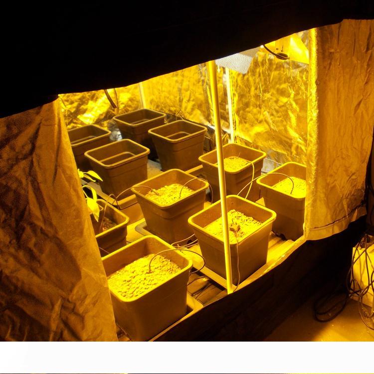 Grow Tent Reflective Mylar Waterproof tentage with Obeservation Window and Floor Tray for Indoor Flowers Growing