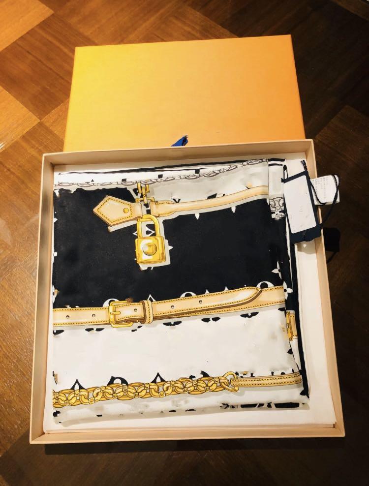 Luxury brands comfortable designer scarf High quality designer Silk scarves classic wholesale Free delivery 90CM*180CM high-grade