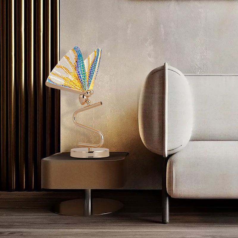 Postmodern Table Lamp Nordic Vertical Lamps Creative Decoration Modern Simple led Night Lighting Living Room Bedroom Butterfly Desk Lamps
