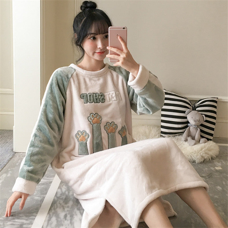 sleepwear Winter Warm Flannel Robe Pajamas Long Sleeve Girls Nightwear Thicken Woman Cartoon Cute Pet Soft Sleepwear Hooded 4zfs NXLL