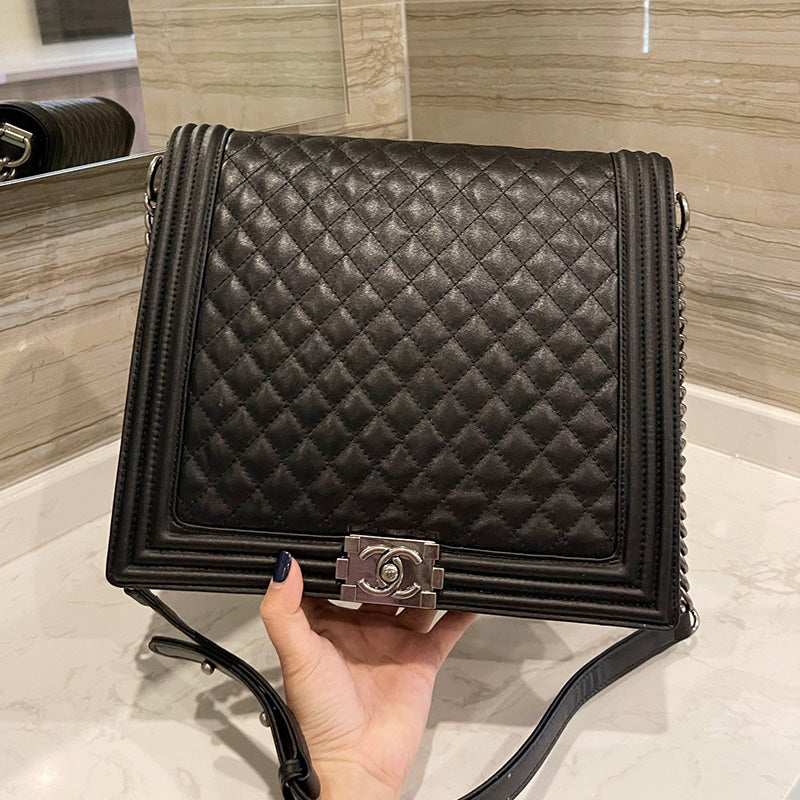 Chaenl Classic Le Boy Large Full Flap Bag Black White Silver Hardware Fawn Grain Cowhide Lambskin Handbags Interwoven Leather Chain Vanity