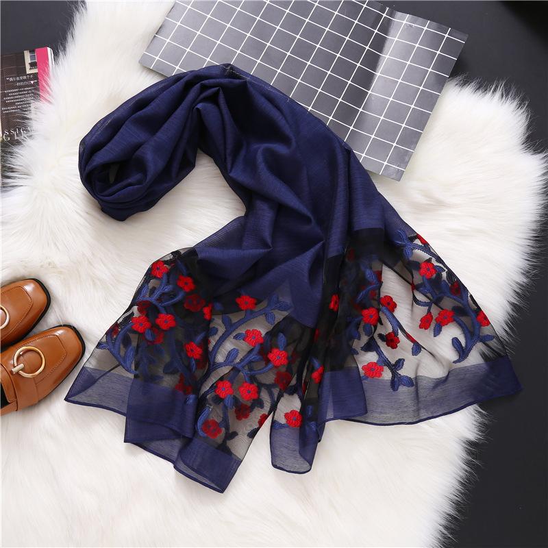 Bandanas 2021 Women Scarf Spring Summer Silk Scarves Hollow Floral Lady Shawls Wraps Lic Female Bandana Hijab