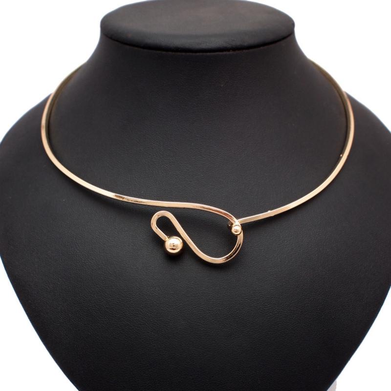 Chokers Geometric Alloy Torque Choker Necklace For Women Accessories Unique Charm Big Metal Statement Jewelry UKMOC