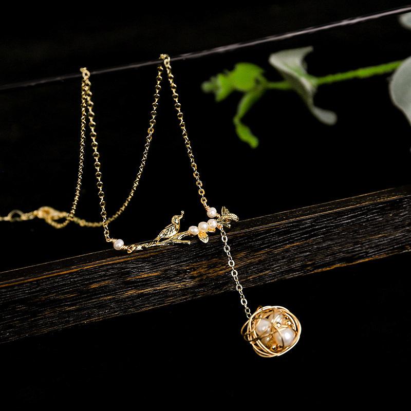 Pendant Necklaces Cute Gold Color Bird Branch Neck Chains For Women Vintage White Freshwater Pearl Beads Choker Necklace Wedding Jewelry XLZ