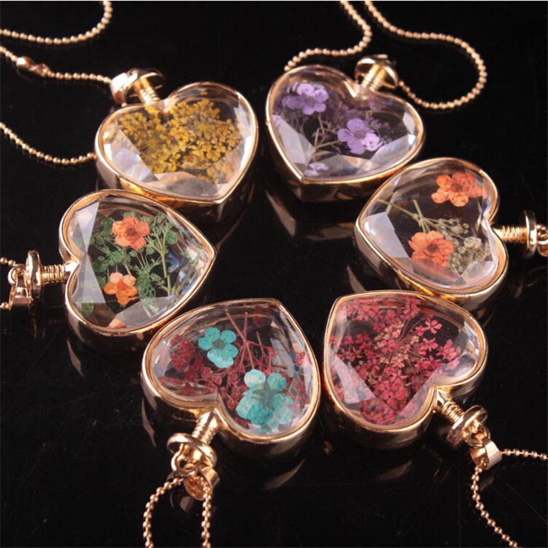 Pendant Necklaces Factory Direct Sell Jewelry Fashion Heart-shaped Glass Perfume Bottle Dried Flower Love Woman Necklace