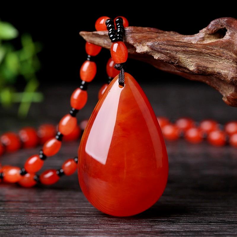 Chains Natural Baltic Amber Pendant Necklace Women Men Fashion Jewellery Charms Sweater Chain Necklaces Honey Wax Lucky Amulet Gifts