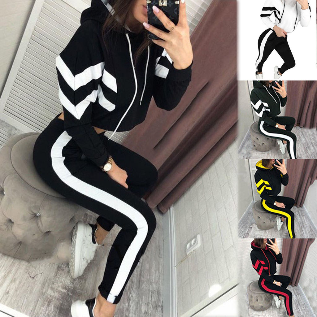 2021 New Female Bellybutton Hood Hoodie Two-piece Black Suit Short Contrast Top-down Striped Harlan Sports Pants Women&#039;s Street Fashion 2ldo