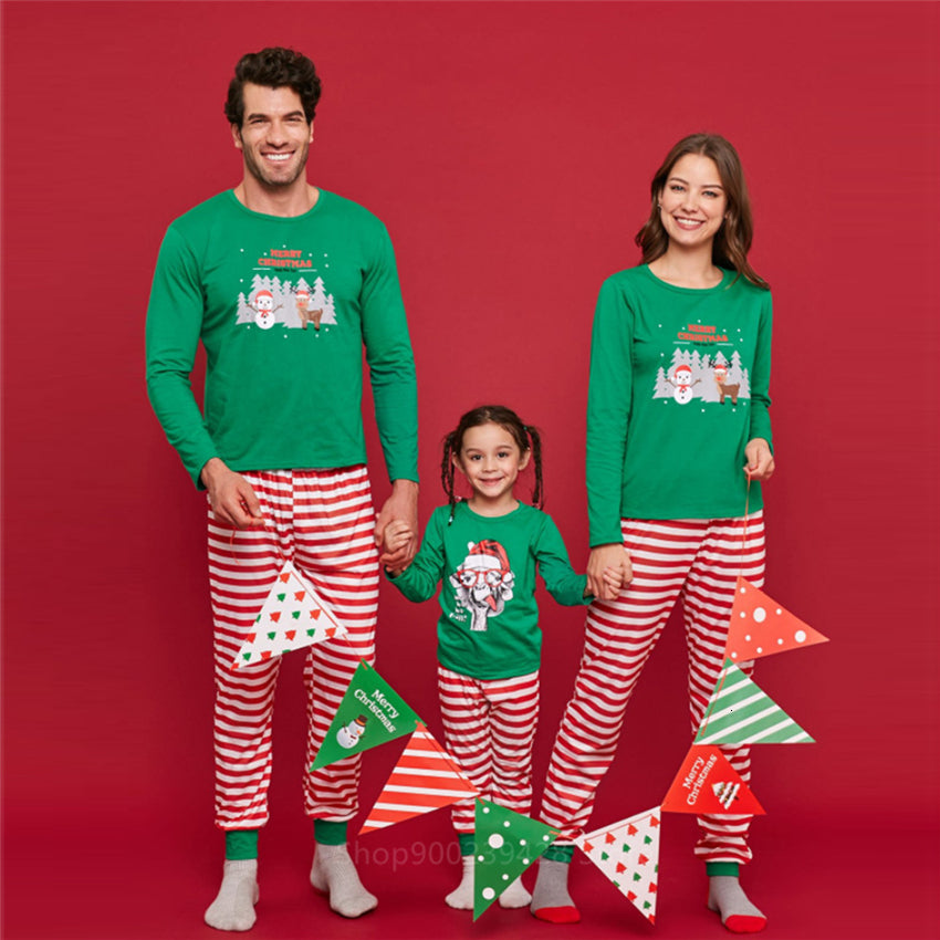 2021 New Christmas Pajamas Family Matching Clothes Outfits Mom Daughter Me Party Adult Kid Xmas Sleepwear Set Casual Top Pants Homewear 94u1