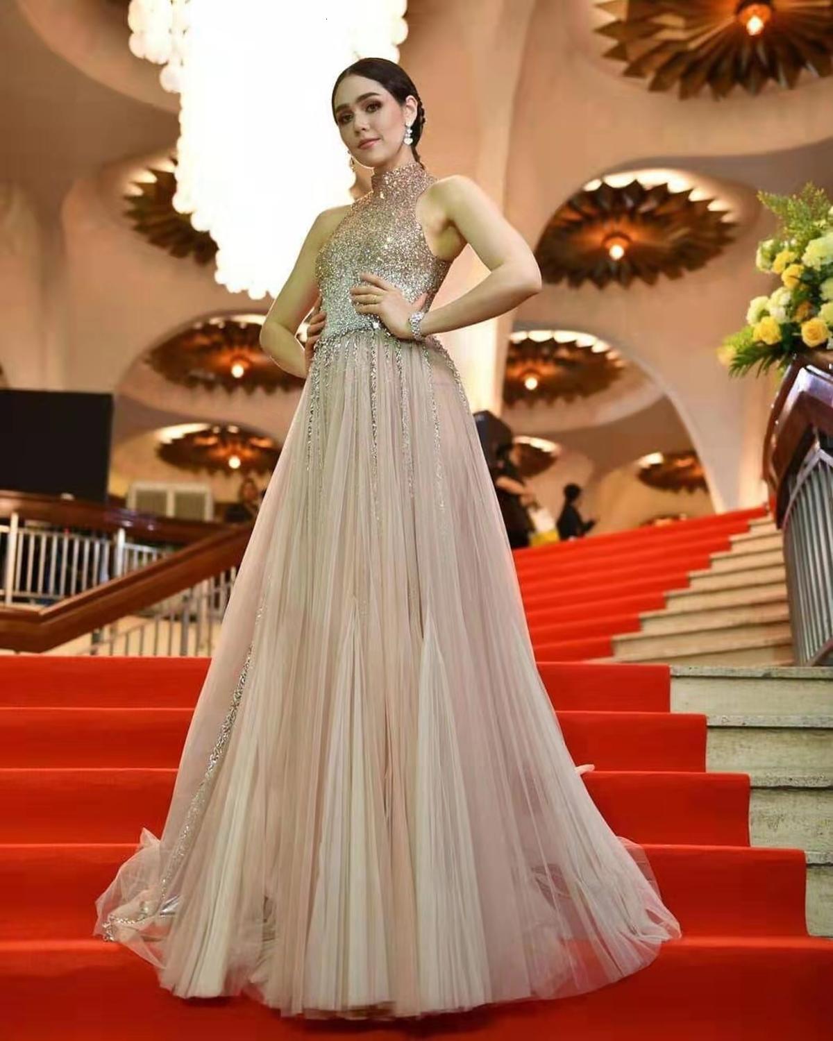 2021 New Luxury Elegant Mesh Sequins Glitter Women Maxi Long Designer Evening Catwalk Runway Party Vestido Dpbe