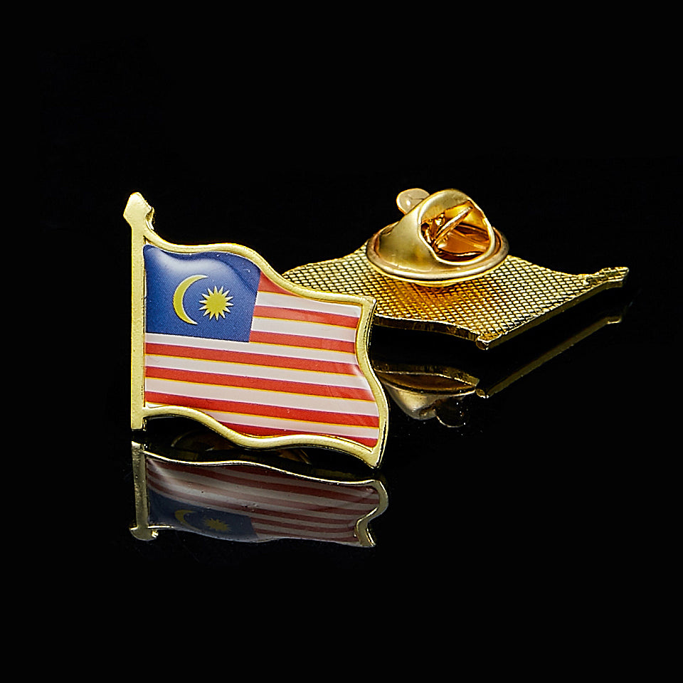 30pcs Malaysia 3D Brooch Waving Flag Lapel Pin Badge Craft for Clothes Bags Backpacks