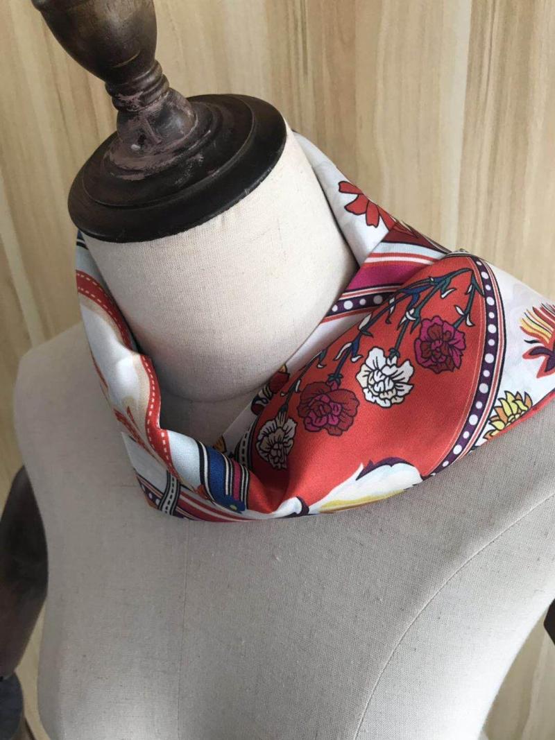 Scarves 2021 Arrival Autumn Winter Classic Red Flower 100% Silk Scarf 90*90 Cm Square Shawl Twill Wrap For Women Girl Lady Gift