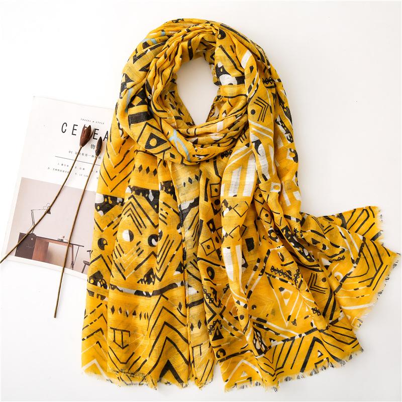 Scarves Autumn Winter Fashion Yellow Tassels Blanket Scarf Lady Seaside Silk Travel Women&#039;s Cotton Linen Beach Shawl Bandana