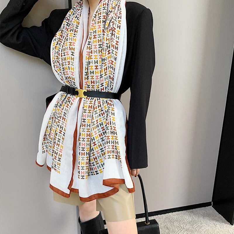 Scarves Women&#039;s Korean Version Of Spring And Autumn Fashion Cotton Linen Hand-feeling Scarf Travel Holiday Shawl Sunscreen